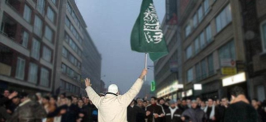 الإسلاميون والهوية والـدولـــة: إفلاس الإيديولوجيا