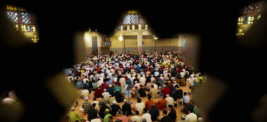 الدين والتنمية: أي دور للقيم والممارسات الدينية في دعم التنمية بالعالم الإسلامي؟