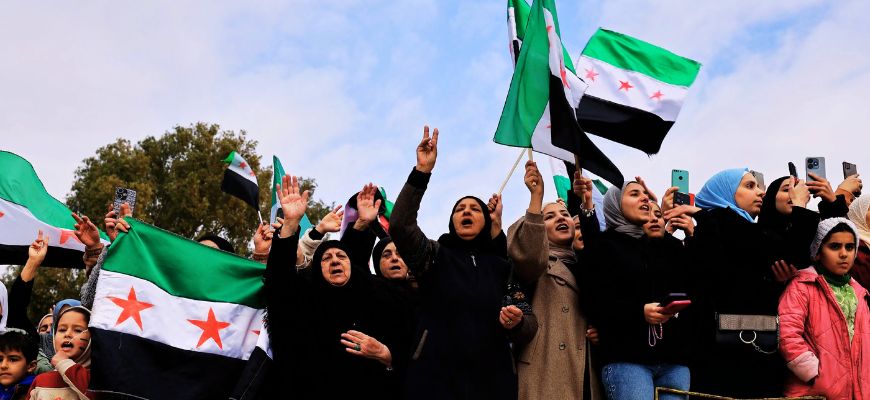وضع المرأة السوريّة في ضوء حالة الانتقال السياسيّ الرّاهن 