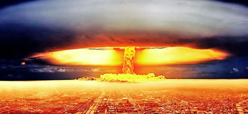 وهم السلاح النووي وحجة الملائكة