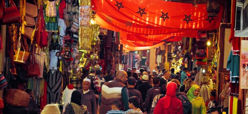 القيم المغربية الناظمة للحياة اليومية:  الشرف – البركة – العرف نحو مقاربة سوسيو-أنثروبولوجية